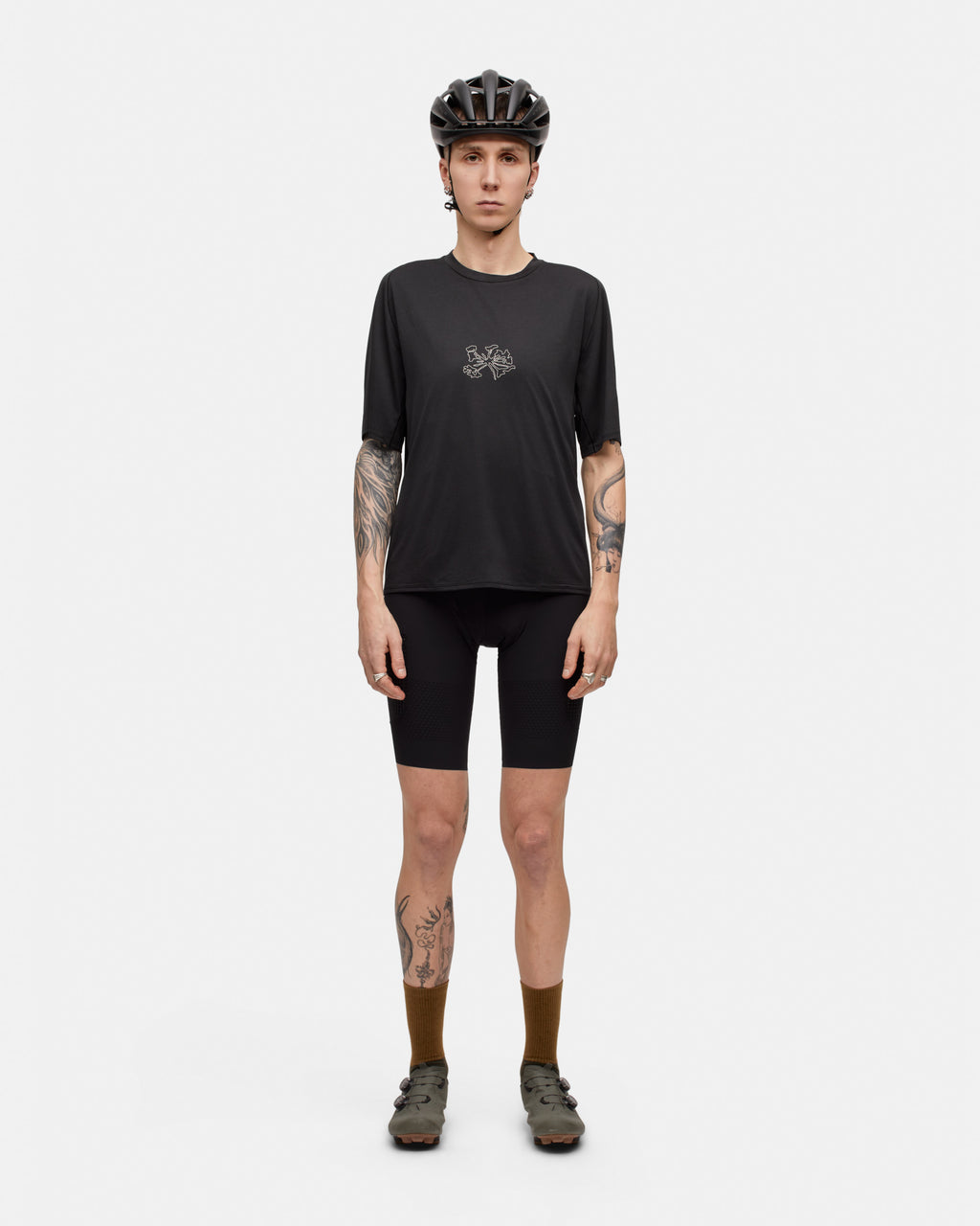 Realm Cargo Short Black Beauty