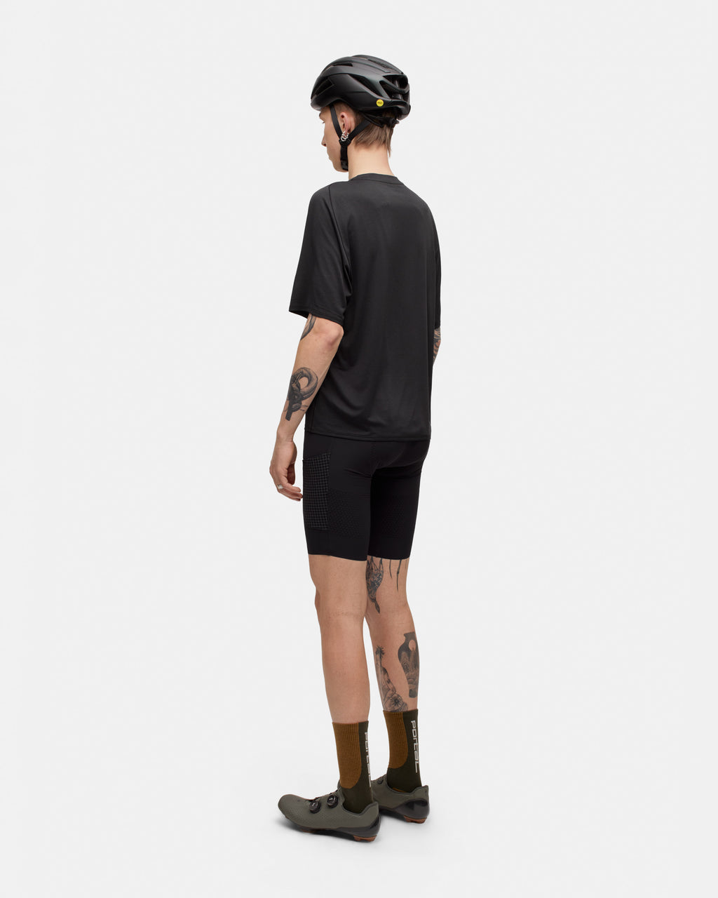 Realm Cargo Short Black Beauty