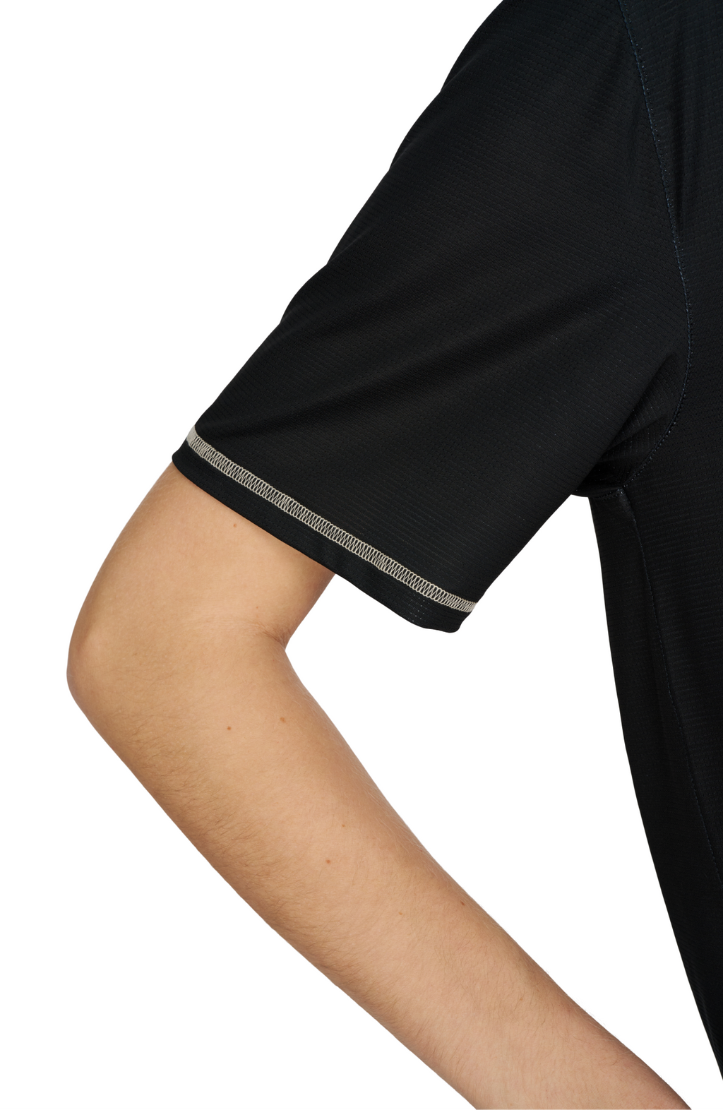 Wavy Tee Black by UNNA